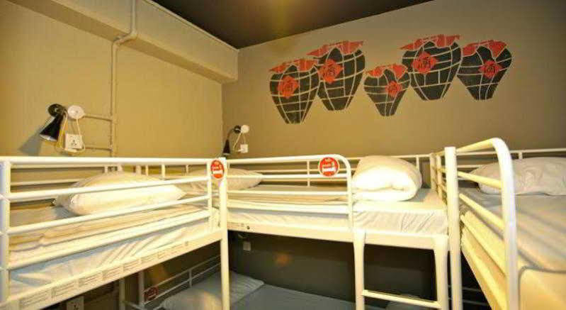 Beds And Dreams Inn @ Chinatown 2 Singapore Exterior photo