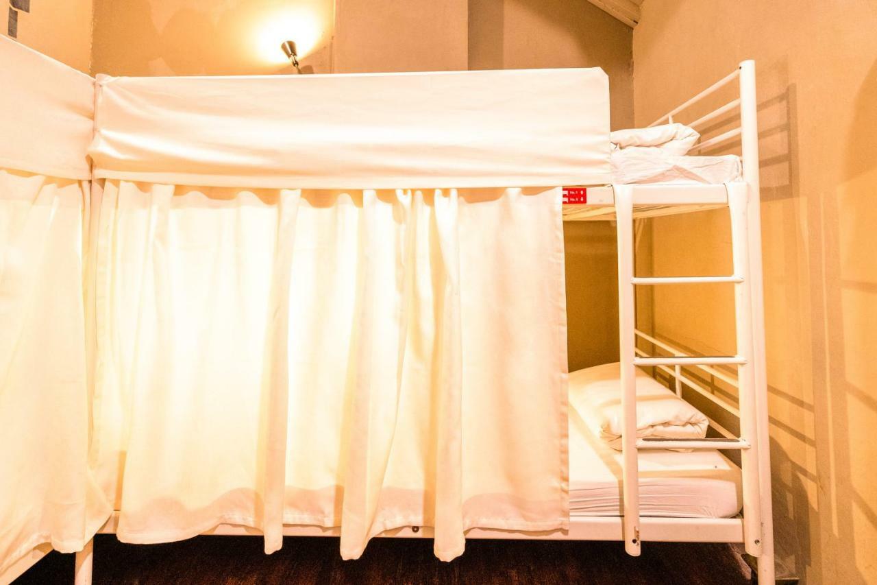 Beds And Dreams Inn @ Chinatown 2 Singapore Exterior photo
